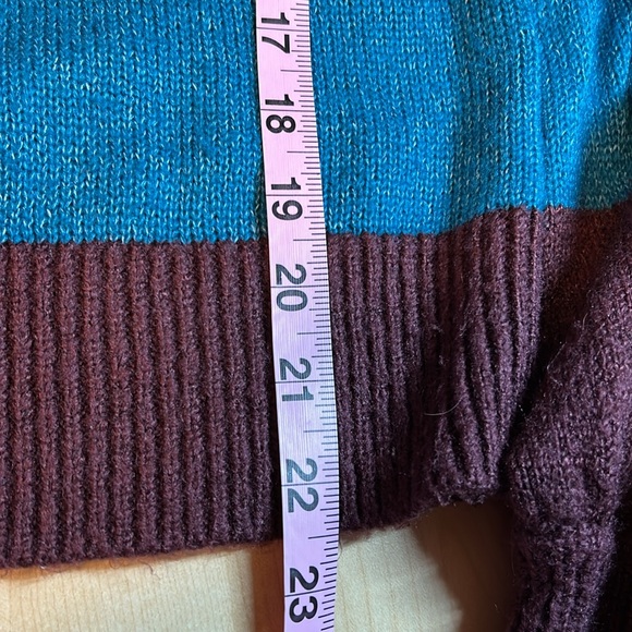 Halogen Striped Crew Neck Sweater Size Small - Picture 10 of 10